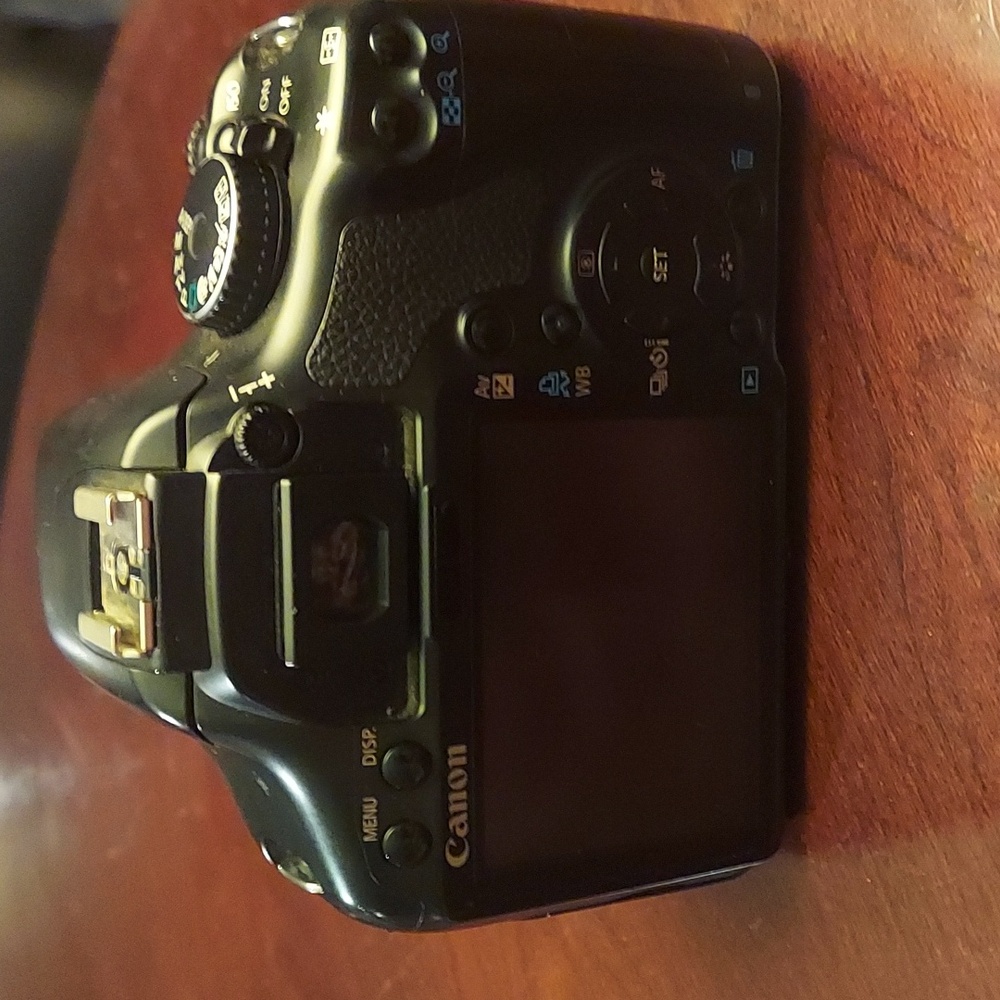 Canon Black Digital Camera - Picture 2 of 4